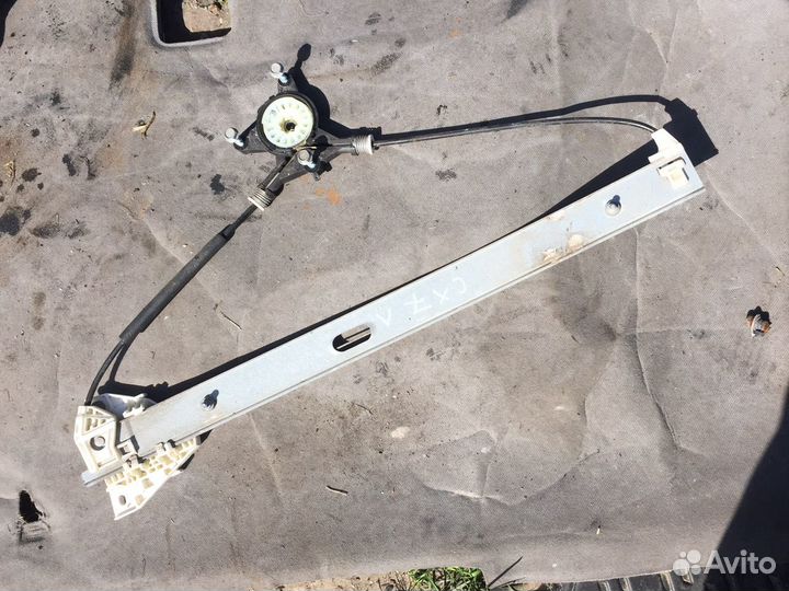 Стеклоподъемник Mazda CX-7