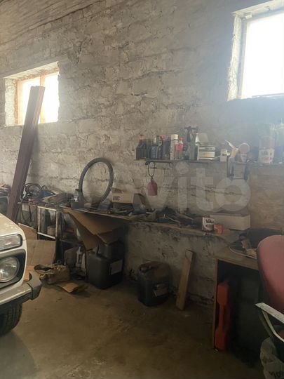 Гараж, > 30 м²