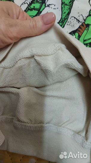 Свитшот H&M для девочки, новый