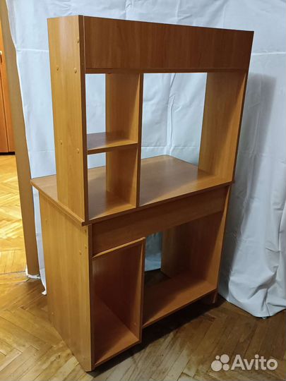 Компьютерный - Письменный стол