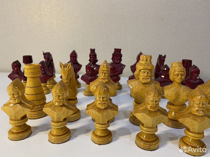 Шахматы дерево, резные ручной работы