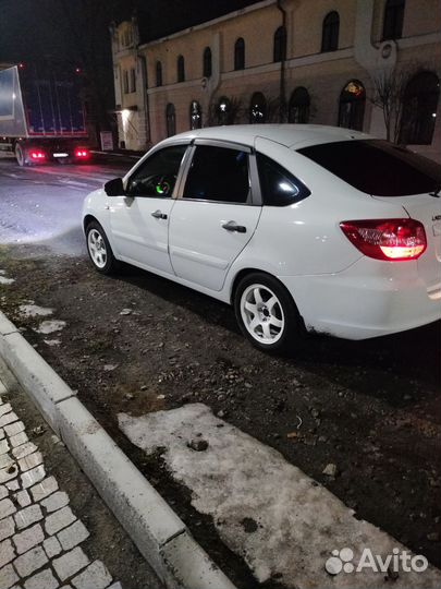 LADA Granta 1.6 МТ, 2017, 126 000 км