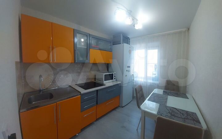 2-к. квартира, 48 м², 8/9 эт.