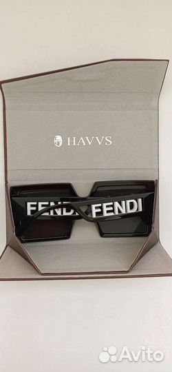 Очки женские Fendi