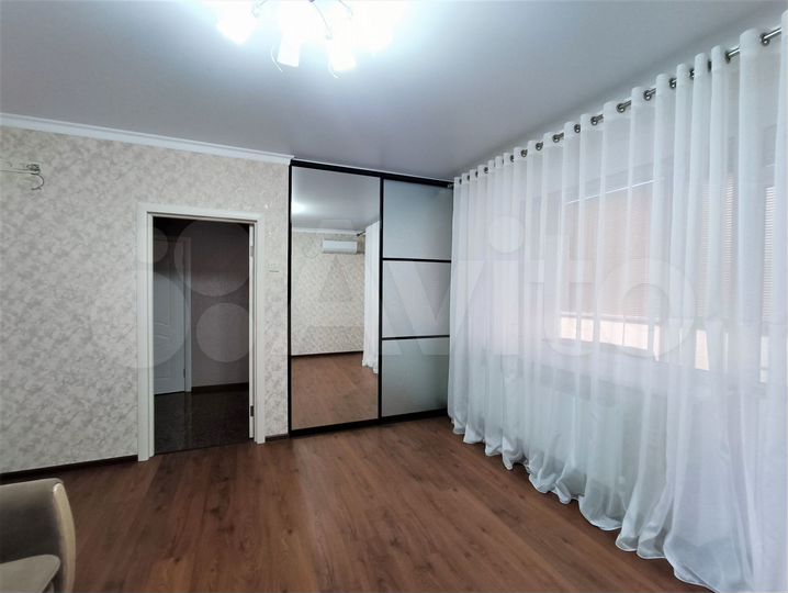 1-к. квартира, 40 м², 1/5 эт.