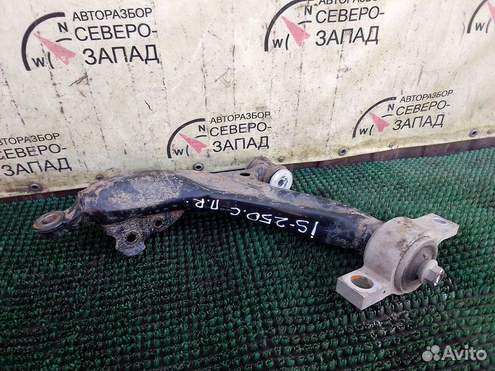 Lexus IS250 XE30 Рычаг передний правый 2014 год