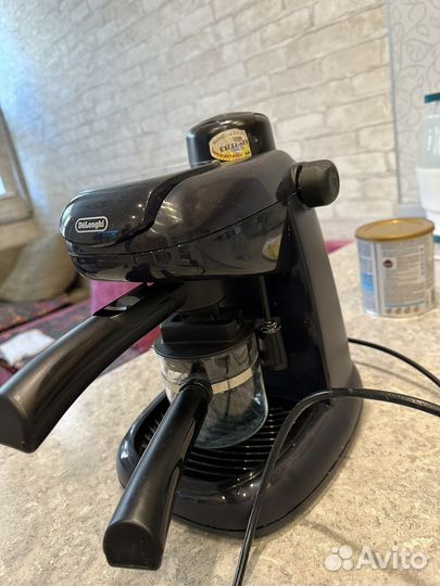 Кофеварка delonghi
