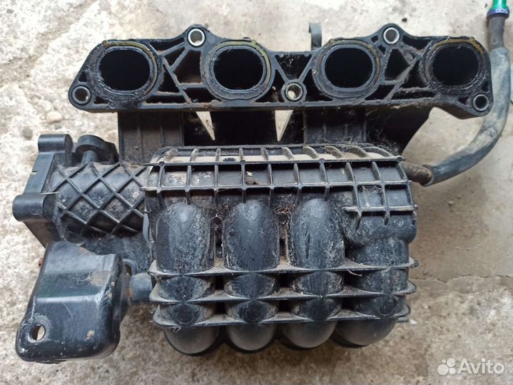 Коллектор впускной Mitsubishi Colt 1.3