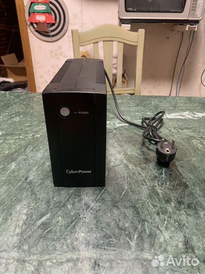 Ибп CyberPower UT650E