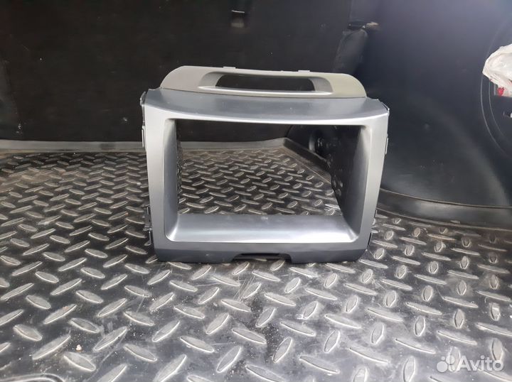 Рамка магнитолы Kia Sportage 3 2 din