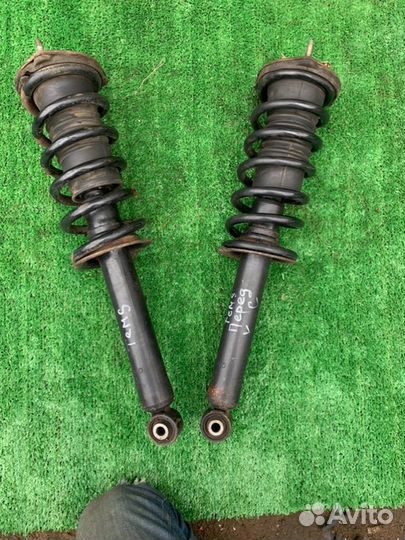 Амортизатор подвески передний Toyota Mark 2 JZX90