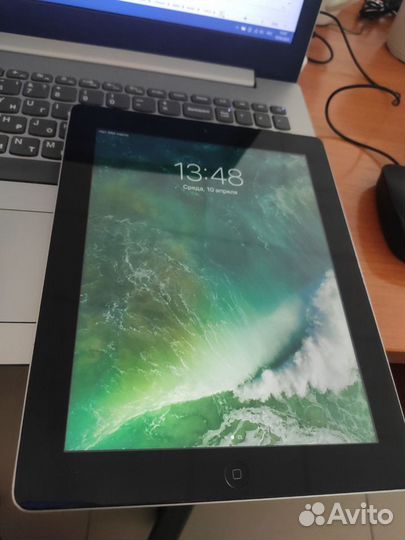 iPad 4 16Gb под ремонт