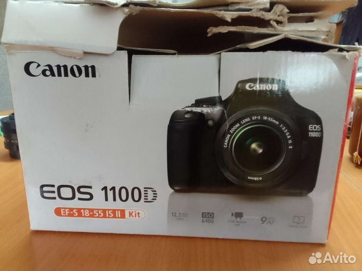 Зеркальный фотоаппарат canon