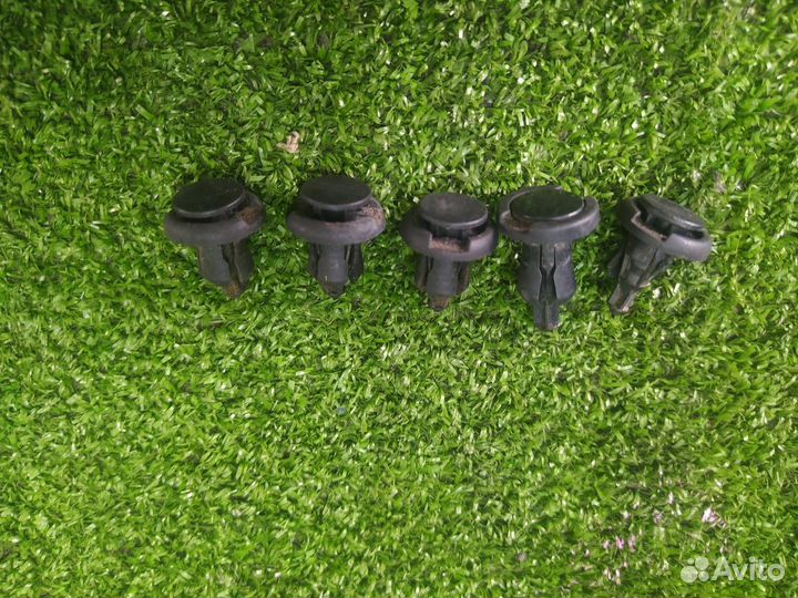 Клипса кузова Honda Cr-V RD7 K24A 2006