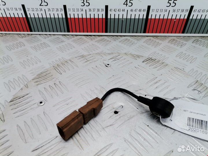 Датчик детонации для Volkswagen Eos 06E905377J