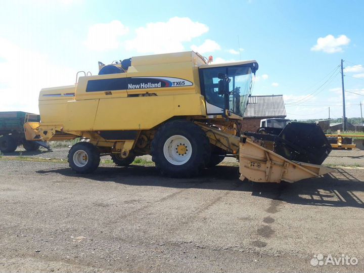 Комбайн New Holland TX, 2004