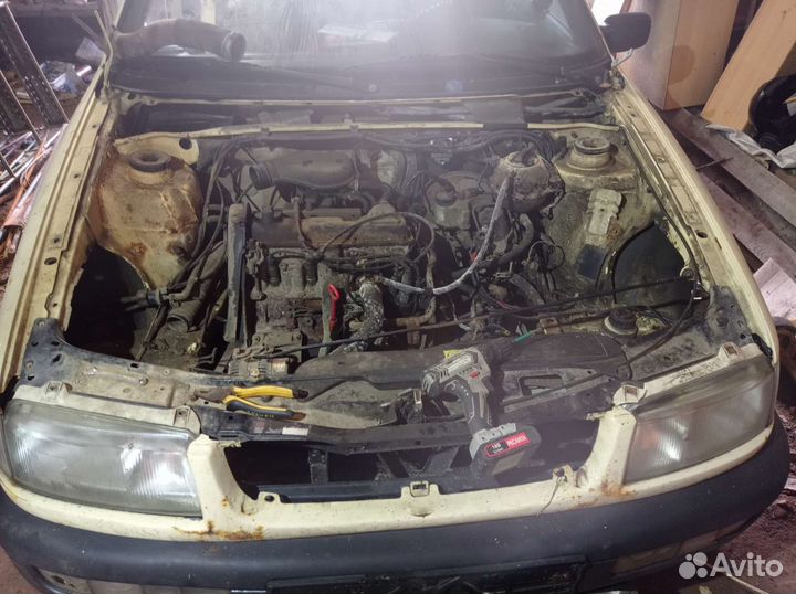 Запчасти Пассат б4 седан