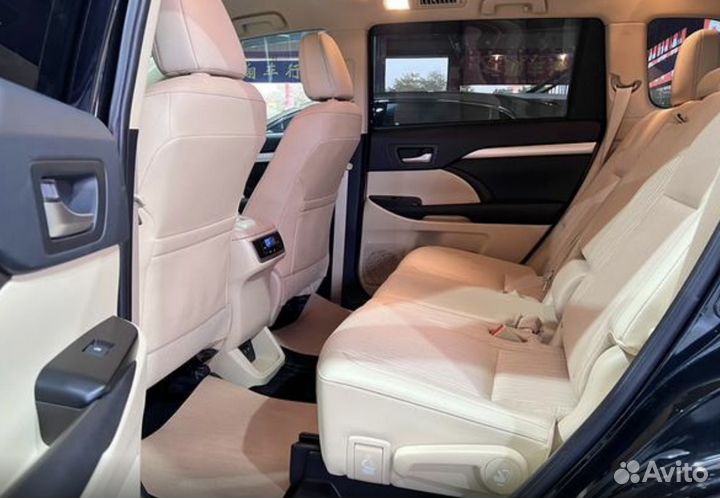 Toyota Highlander 2.0 AT, 2021, 44 000 км