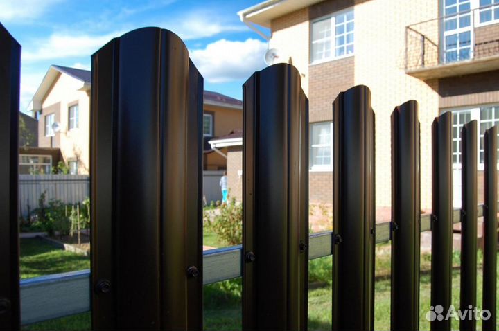 Металлоштакетник, Евроштакетник для забора