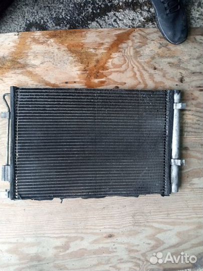 Радиатор кондиционера Kia Rio седан G4FA 1.4 2016