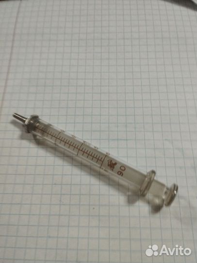 Шприц стеклянный ссср1,5мм