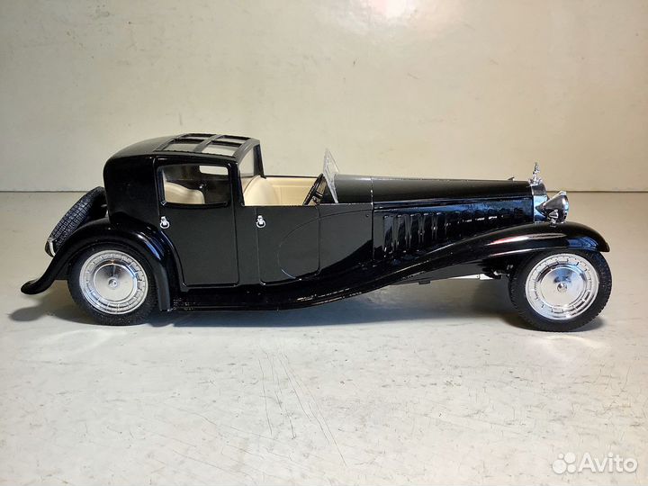 Bugatti Royal, Ford Roadster/ “Tank”. Solido,1/18