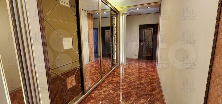 3-к. квартира, 106 м², 13/18 эт.