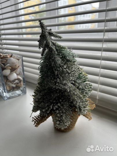Елка искусственная