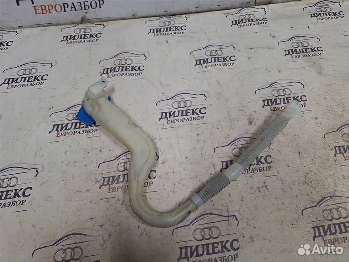 Горловина бачка омывателя Audi Q7 2005