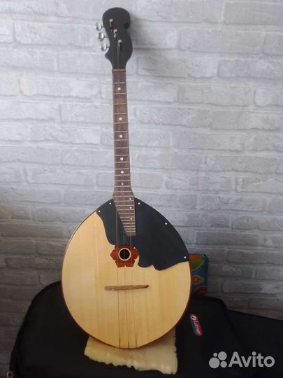 Домра малая