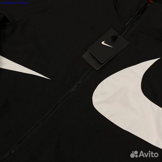 Ветровка Nike Swoosh