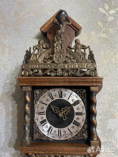 Часы настенные с боем