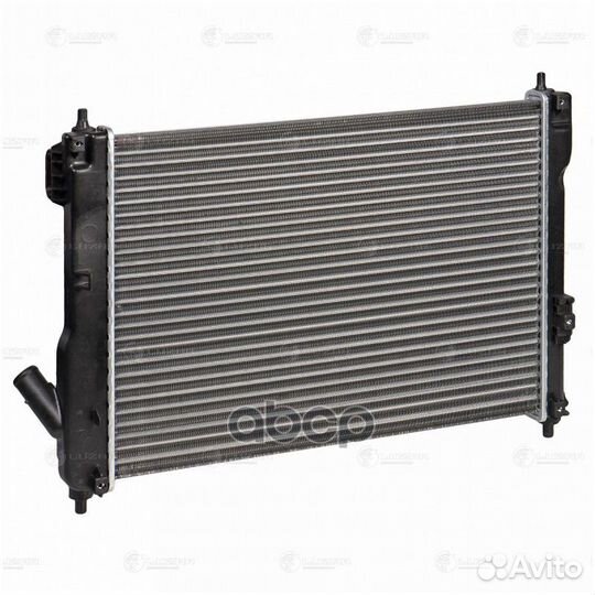 LRC 0581 радиатор системы охлаждения Chevrolet