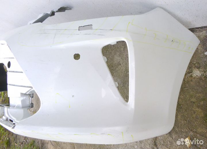 Тойота Камри 55 бампер передний