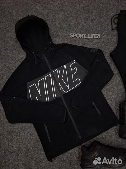 Спортивные костюмы утепленные Nike