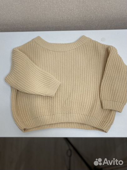 Свитер на малыша