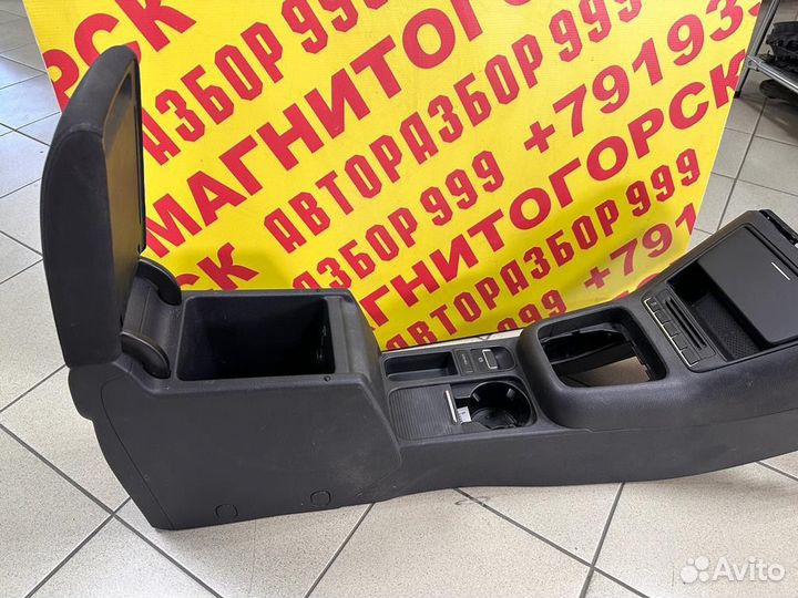 Подлокотник в сборе volkswagen tiguan