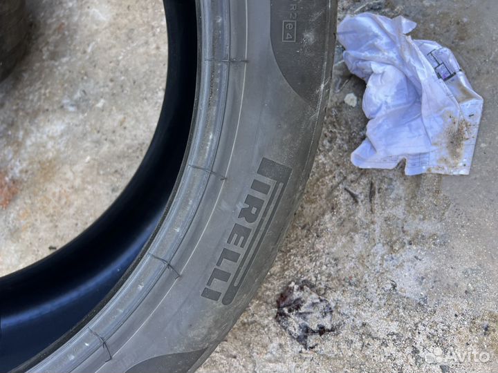 Pirelli P Zero 285/40 R22 106Y