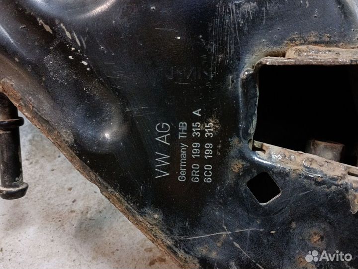 Подрамник Skoda Rapid