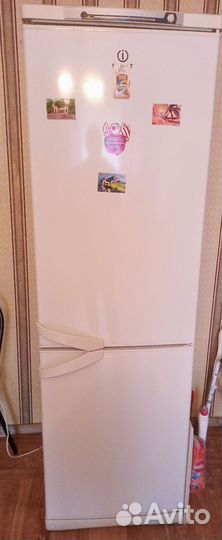 Холодильник б/у Indesit