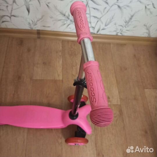 Самокат детский трехколесный scooter