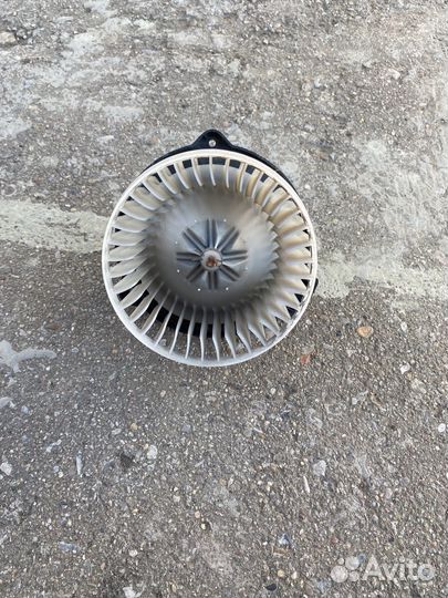 Вентилятор печки honda Fit