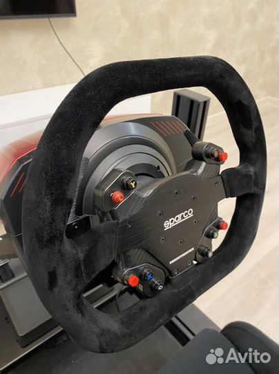 Кокпит для симрейсинга