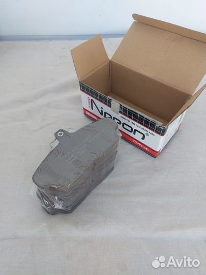 Колодки тормозные передние на Газель