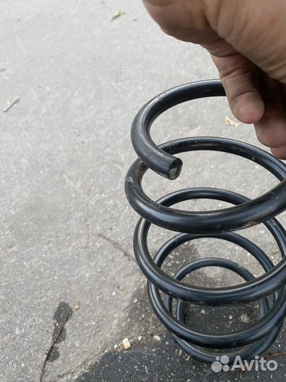Пружина передня левая opel corsa d