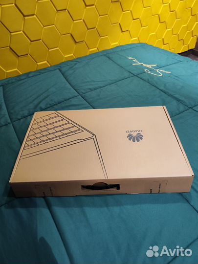Huawei matebook d16 коробка для ноутбука