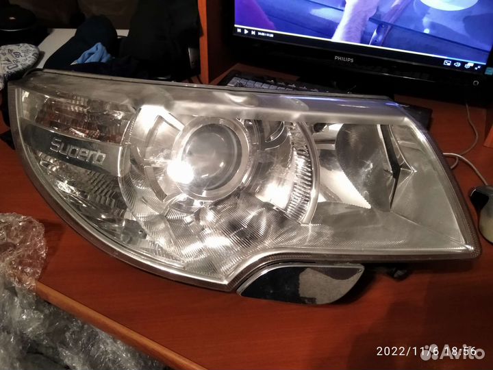 Фара на skoda superb