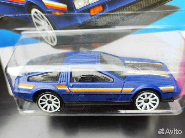 Hot wheels delorean