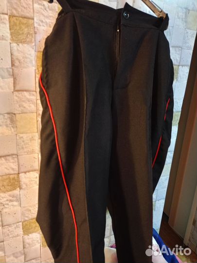 Полицейская форма женская