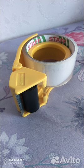 Диспенсер для скотча